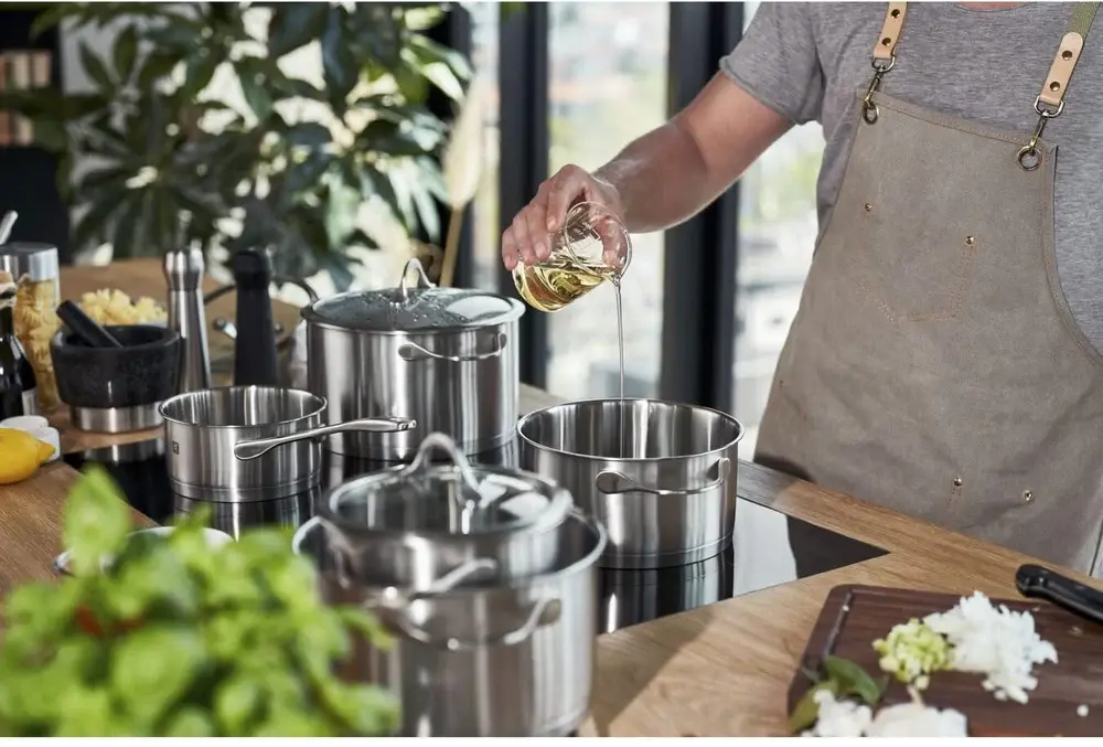 zwilling-essence1.webp