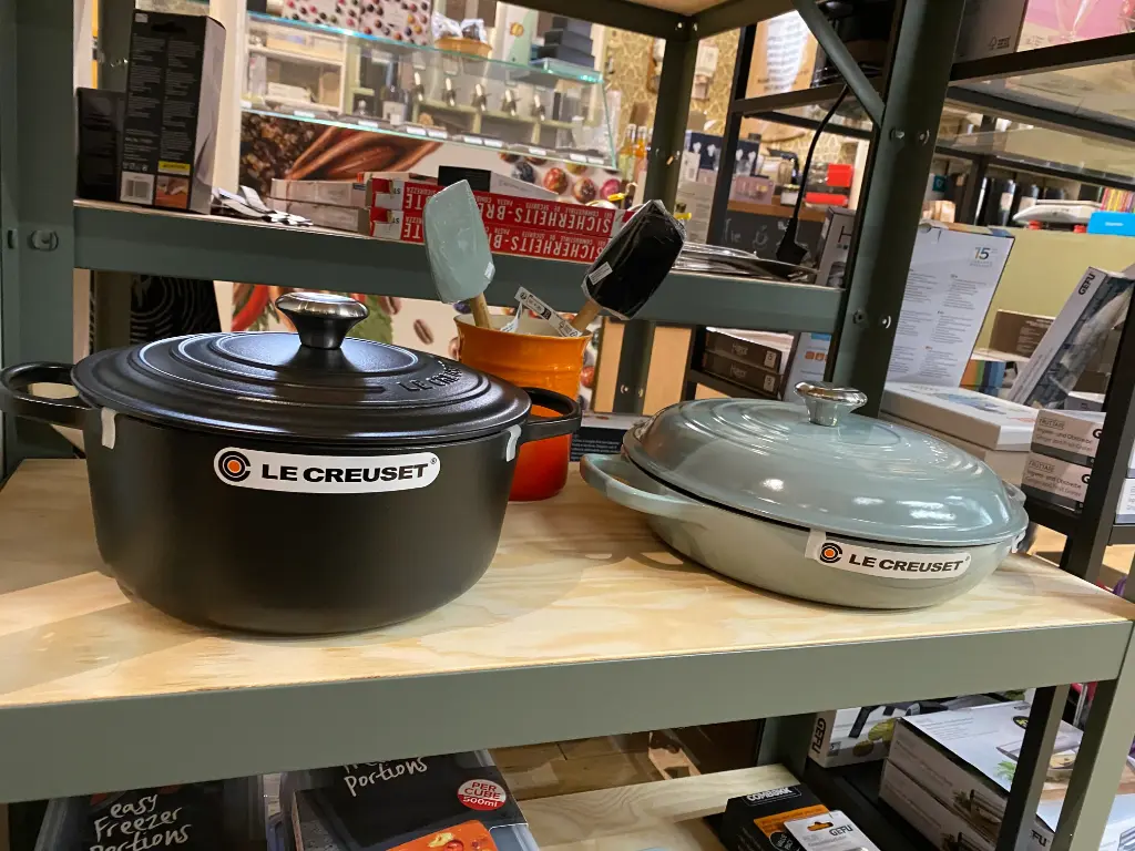 Le Creuset Signature 26cm /5,3l. zwart